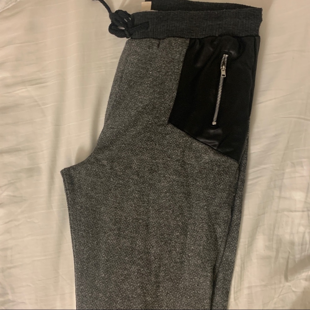 LA Hearts gray joggers / sweatpants